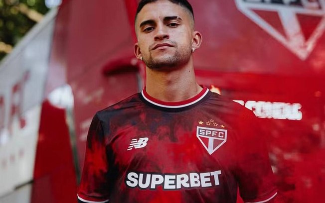 São Paulo prepara 11 jogadores da base para a próxima temporada São Paulo prepara 11 jogadores da base para a próxima temporada