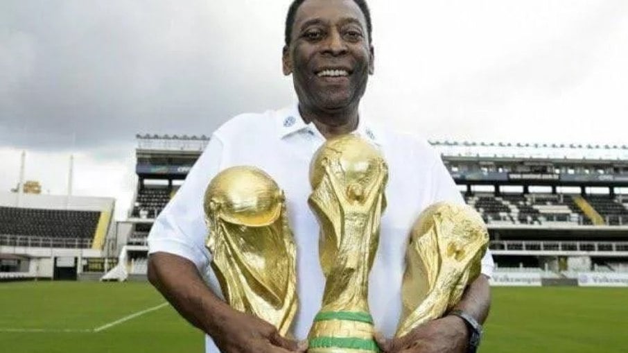 Pelé foi o único a conquistar três Copas do Mundo como jogador