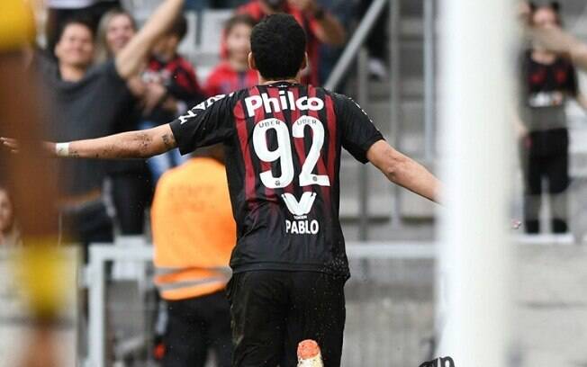 Pablo marcou para o Atlético-PR contra o Fluminense, mas segue longe do líder São Paulo