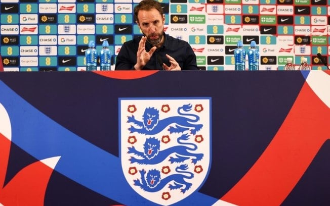 O técnico da seleção da Inglaterra, Gareth Southgate, durante a apresentação da lista de pré-convocados para a Eurocopa, nesta terça-feira