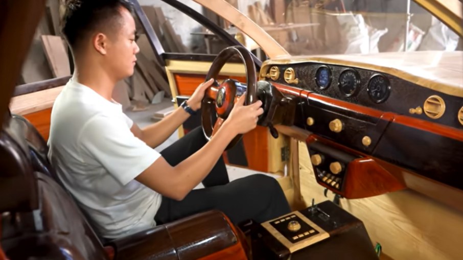 Interior do Rolls-Royce