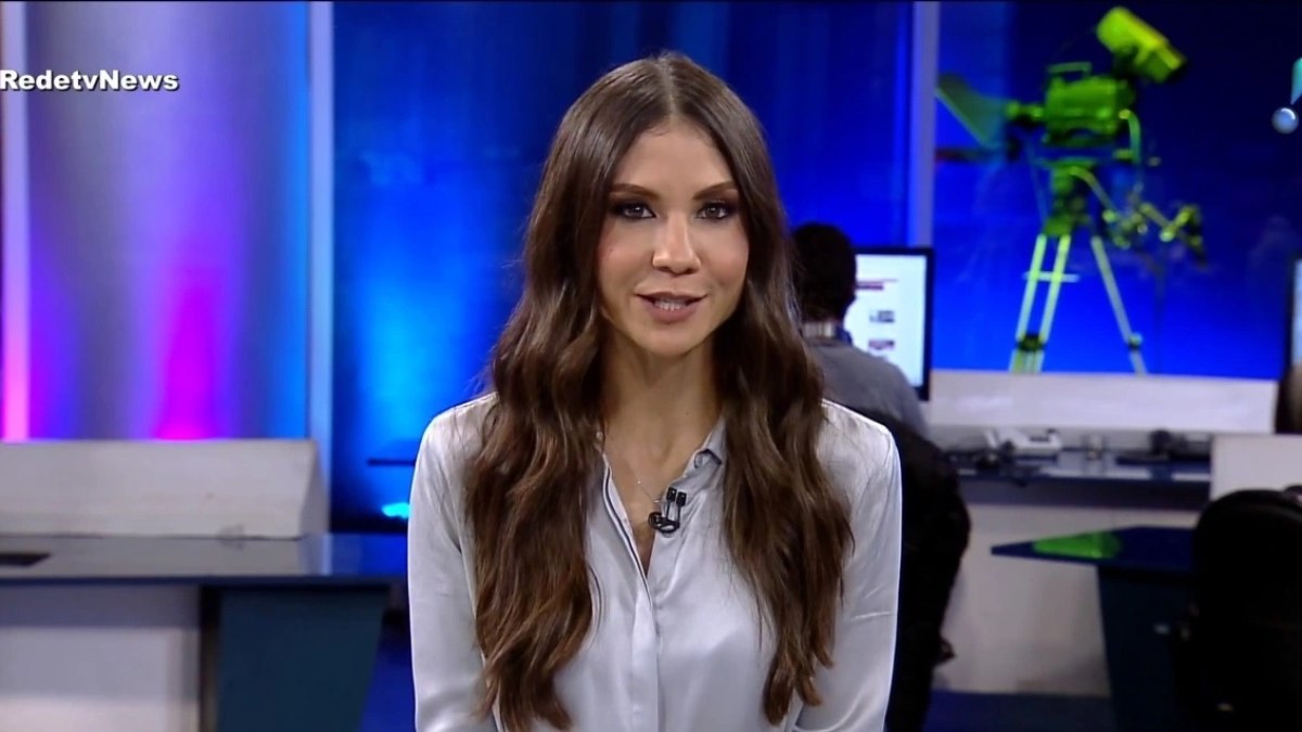Amanda Klein deixou a RedeTV! após 14 anos Amanda Klein deixou a RedeTV! após 14 anos
