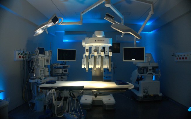 Hospital registra alta em 24 horas após cirurgia robótica Hospital registra alta em 24 horas após cirurgia robótica