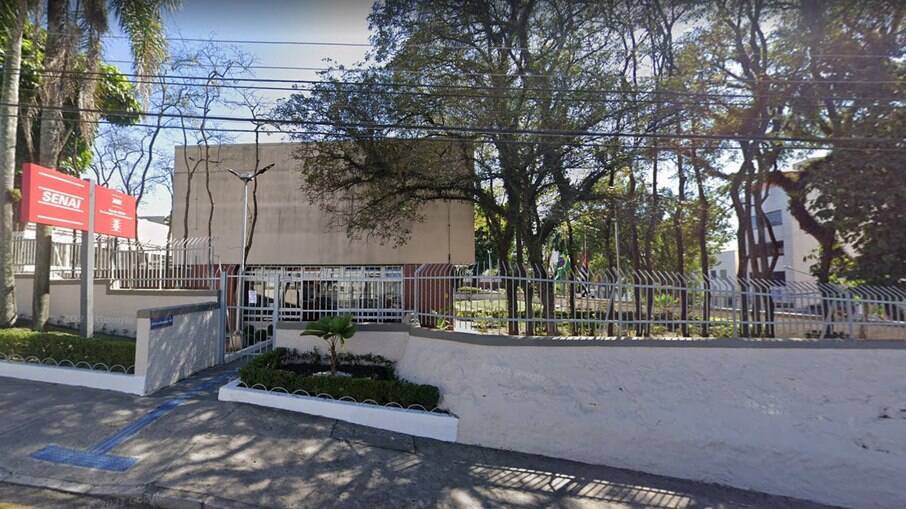 As vagas são exclusivas para jovens entre 18 e 22 anos que tenham o ensino fundamental completo. As vagas são exclusivas para jovens entre 18 e 22 anos que tenham o ensino fundamental completo.