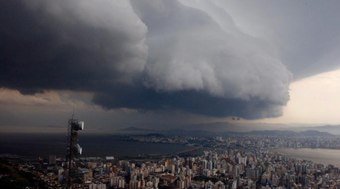Inmet emite alerta de chuva intensa no sul do Brasil; veja a previsão do tempo