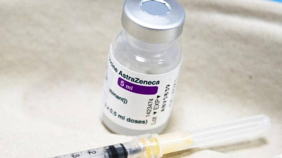 Imunizante da AstraZeneca é utilizado pelo Brasil no plano de vacinação