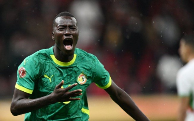 Pape Gueye anota gol histórico para Senegal em final contra Marrocos Pape Gueye anota gol histórico para Senegal em final contra Marrocos