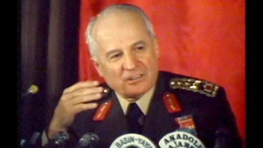 Kenan Evren 