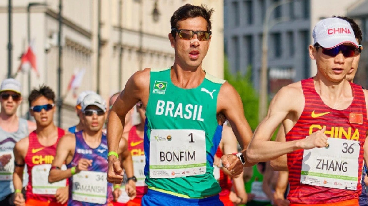 Caio Bonfim conquista medalha inédita para o Brasil na marcha atlética