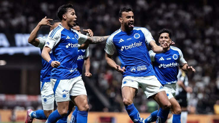 Fotos da CBF revelam mudanças no São Paulo feminino