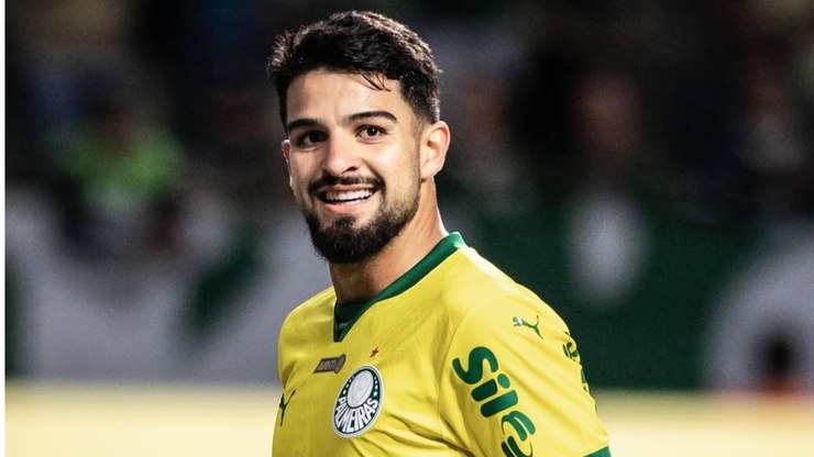 Palmeirenses se empolgam com Flaco: "Valdivia que não bebe"