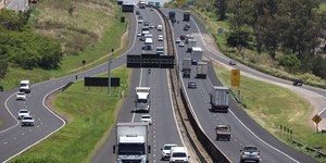 Verão em SP: 1,5 milhão de veículos devem rodar em fins de semana