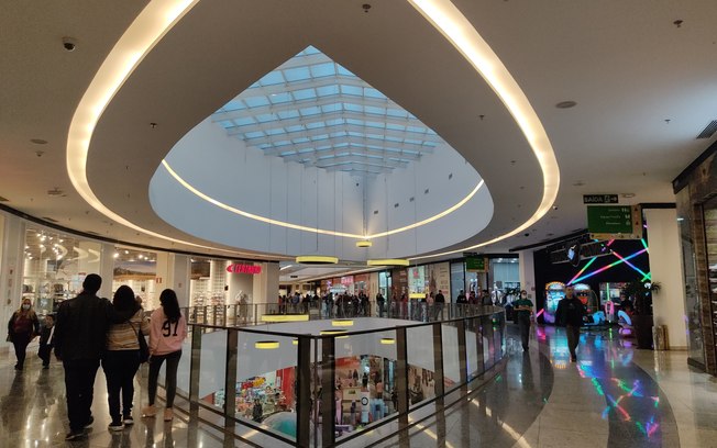 Vendas pelo Dia das Mães devem crescer até 12% em shoppings Vendas pelo Dia das Mães devem crescer até 12% em shoppings