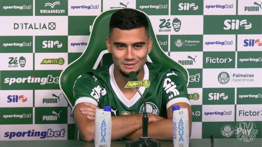 Andreas comemora acerto com Palmeiras após negociação frustrada