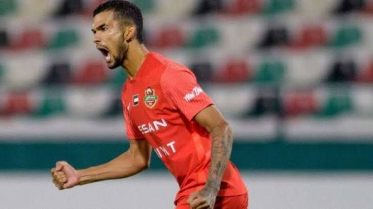 Gustavo comemora gols na estreia pelo Al-Ahli: 'Esse início me motiva para a sequência da temporada'
