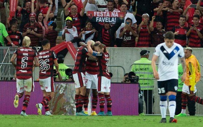 Pedro faz história, Flamengo vence o Vélez e está na final da Libertadores