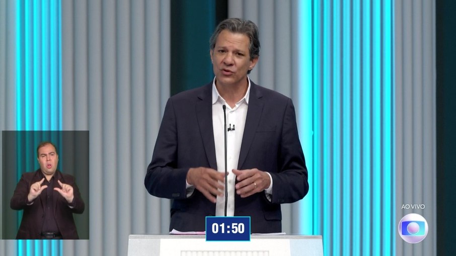 Fernando Haddad durante o debate da Globo