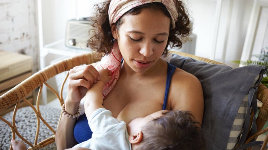 A OMS recomenda que a amamentação deva ser feita por pelo menos, os dois primeiros anos de vida do bebê