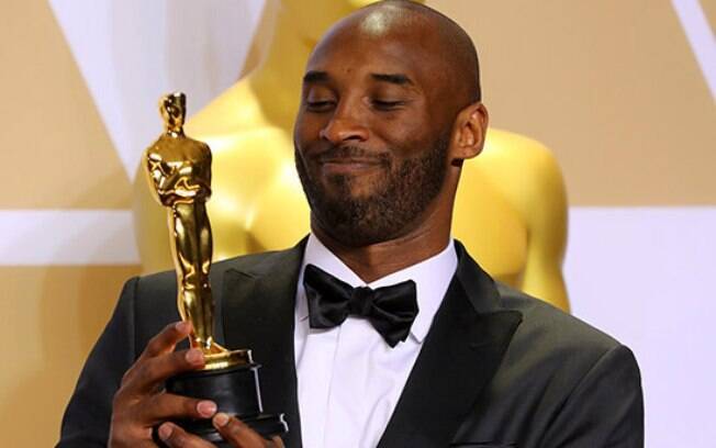 Kobe Bryant venceu o Oscar de melhor curta de animação em 2018 por 'Dear Basketball'