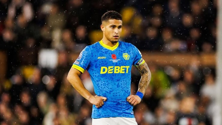 United%20prepara%20proposta%20astron%C3%B4mica%20por%20ex-Flamengo