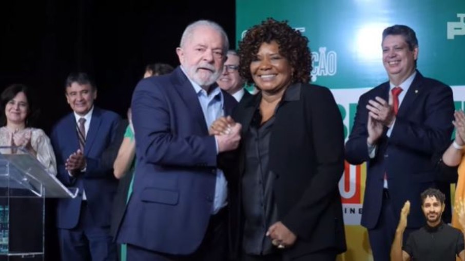 Lula nomeia Margareth Menezes a ministra da Cultura do Brasil