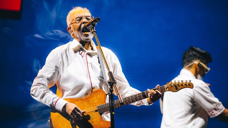 Gilberto Gil reúne mais de cinquenta mil pessoas em noite histórica no Mané Garrincha