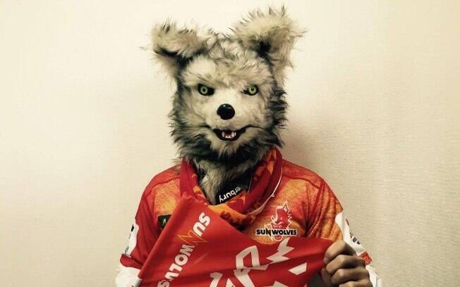 Lobo assustador do Sunwolves virou mania na internet