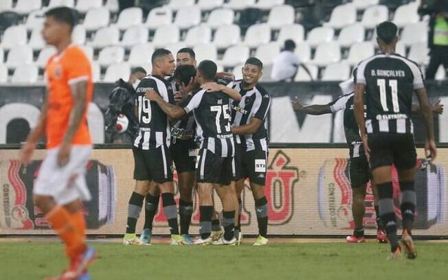 Botafogo x Resende: prováveis times, desfalques e onde assistir ao jogo do Campeonato Carioca