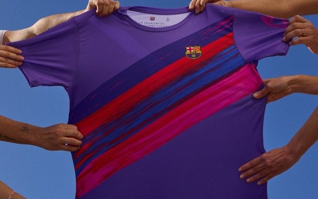 Camisa do Barcelona em homenagem ao Dia da Mulher - Foto: Divulgação / Barcelona