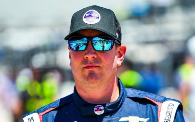 Laudo médico revela causa da morte de piloto da Nascar Laudo médico revela causa da morte de piloto da Nascar