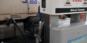 Alívio no bolso? Entenda o preço no diesel no Brasil