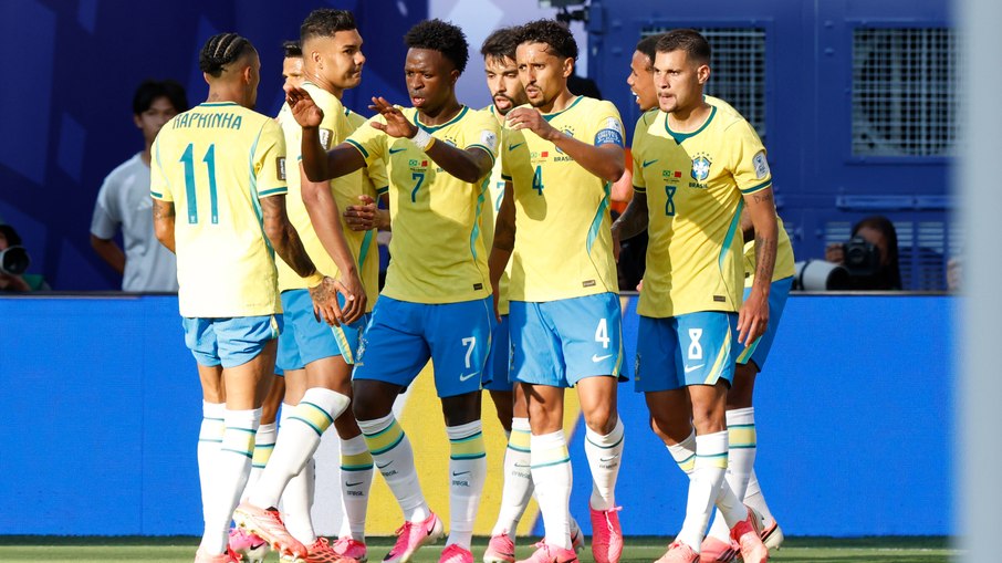 Seleção brasileira precisa vencer para pensar em uma classificação em primeiro do grupo Seleção brasileira precisa vencer para pensar em uma classificação em primeiro do grupo