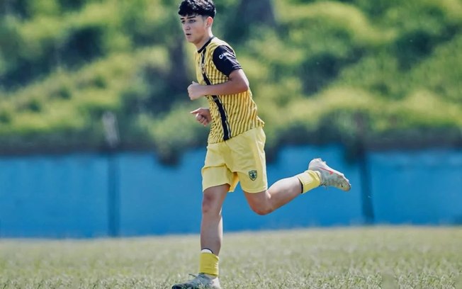 Felipe Siqueira pelo Mauá FC