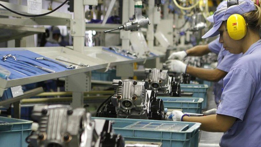 Produção industrial registra aumento de 0,1% em setembro
