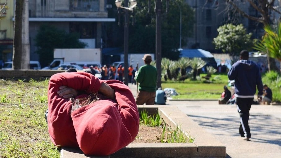 Amor em Ação atende moradores de rua, Luiz André Ferreira