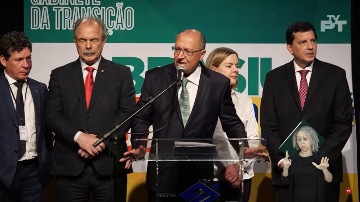 Geraldo Alckmin, vice-presidente eleito e líder da transição