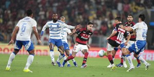 Gerson faz promessa e desabafa após ser vaiado em Fla x Cruzeiro