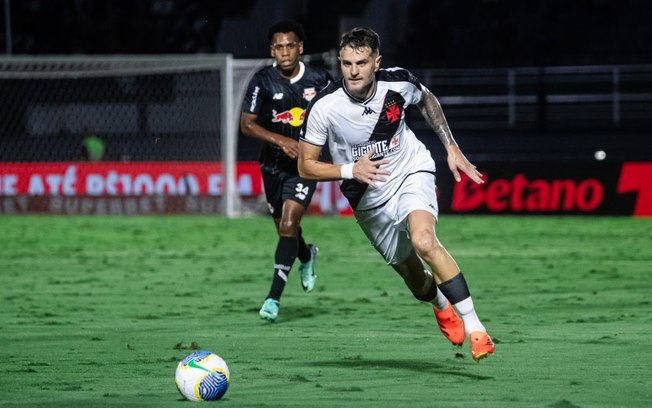 Vasco ensaia reação fora de casa, mas é superado pelo Bragantino