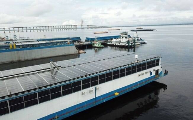 Amazonas terá fábrica flutuante de polpa de açaí movida a energia solar