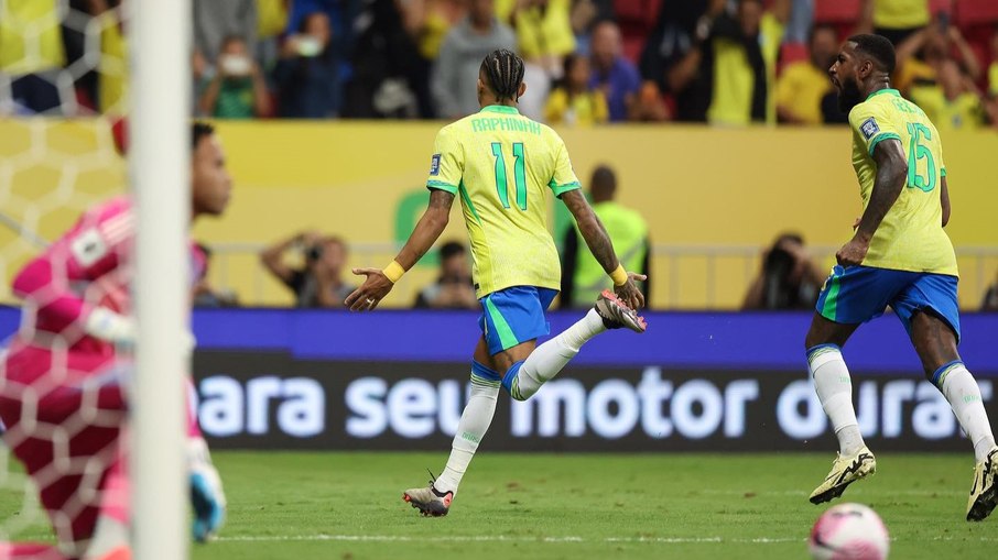 Raphinha brilha e Brasil vence o Peru nas Eliminatórias da Copa do Mundo