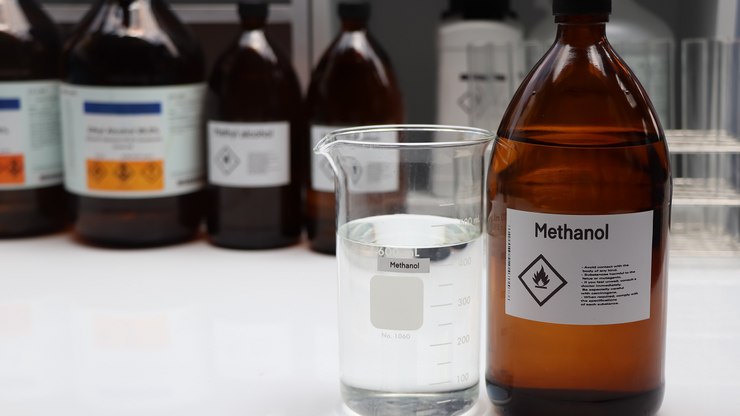 Metanol: Anvisa aciona outros países para importar antídoto