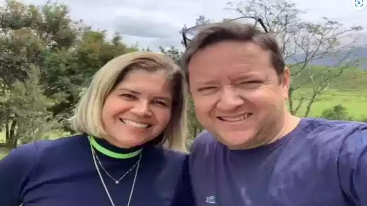 Walther Reis Cleto Junior, de 51 anos, e sua esposa Alessandra Aparecida Campos Reis Cleto, de 49 anos Walther Reis Cleto Junior, de 51 anos, e sua esposa Alessandra Aparecida Campos Reis Cleto, de 49 anos