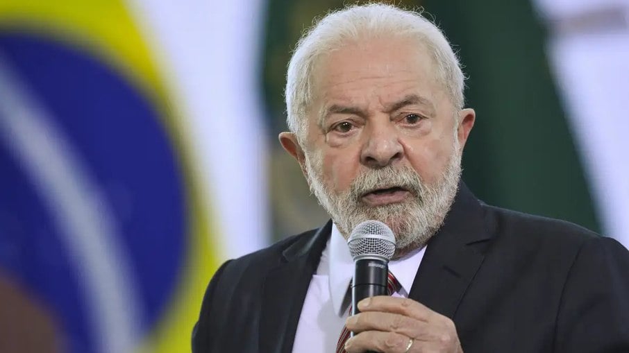 Lula acusa o mercado de dinossauro voraz, mas faz um governo jurássico