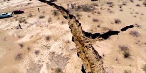 Fenda gigante na África cresce mais rápido do que o esperado