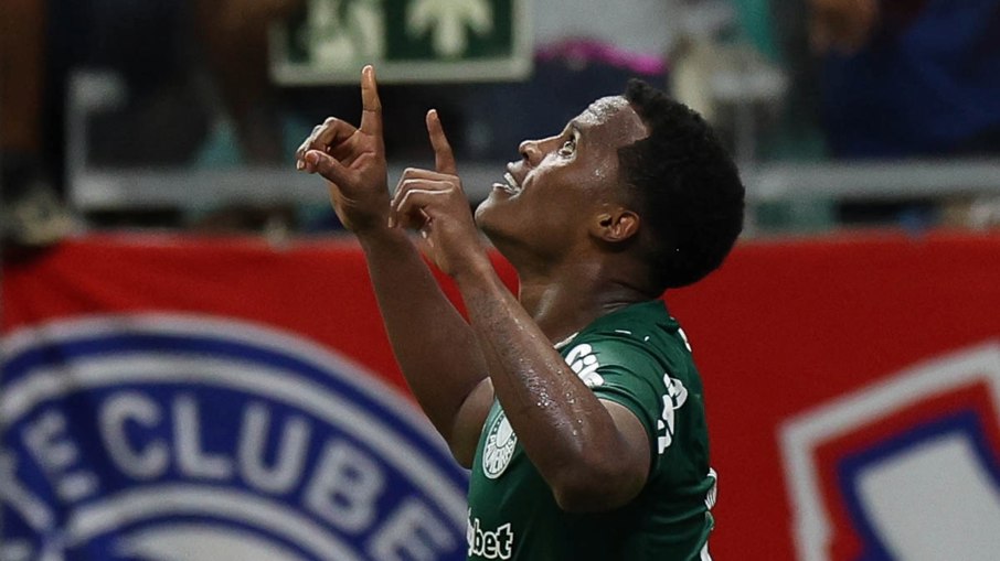 Árias marcou mais uma vez com a camisa do Palmeiras