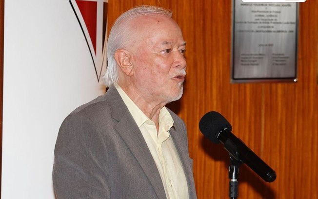 Harry Massis, presidente do São Paulo, cobra votação