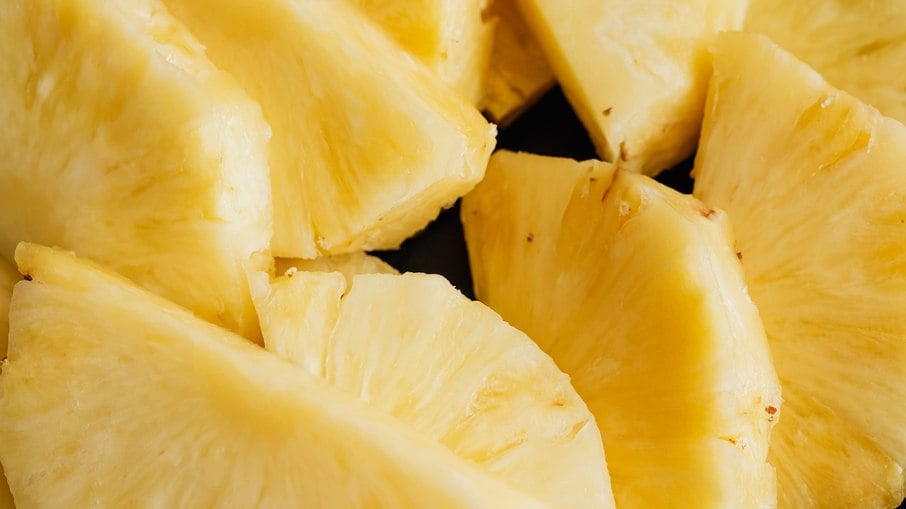 Nutricionistas esclarecem se o abacaxi pode interferir no gosto do sêmen; descubra e já teste hoje mesmo!