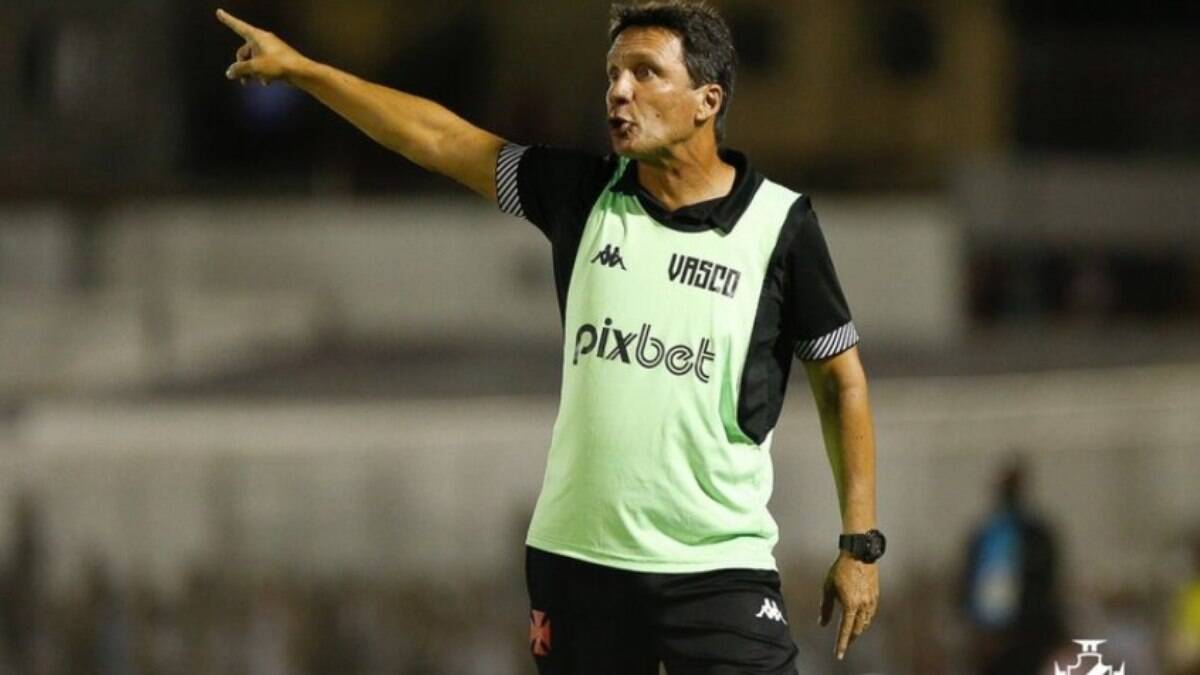 Zé Ricardo lamenta eliminação do Vasco na Copa do Brasil: 'Acabamos sucumbindo à pressão'