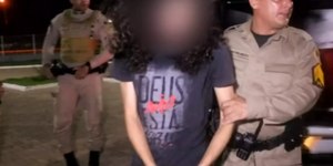 Professor é preso após dar "chá com sêmen" para alunas