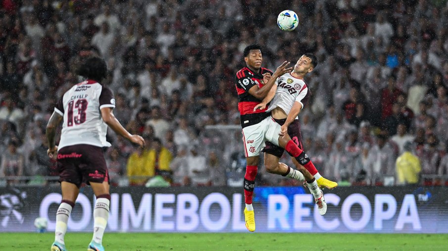 Flamengo busca virada sobre Lanús por título da Recopa; acompanhe ao vivo
